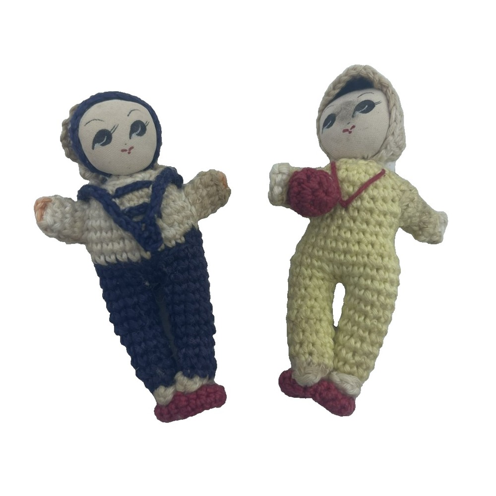 VINTAGE LOT OF 2 AMIGURUMI CROCHET MINIATURE DOLLS ASIAN BIG EYES SILK‎ FACES